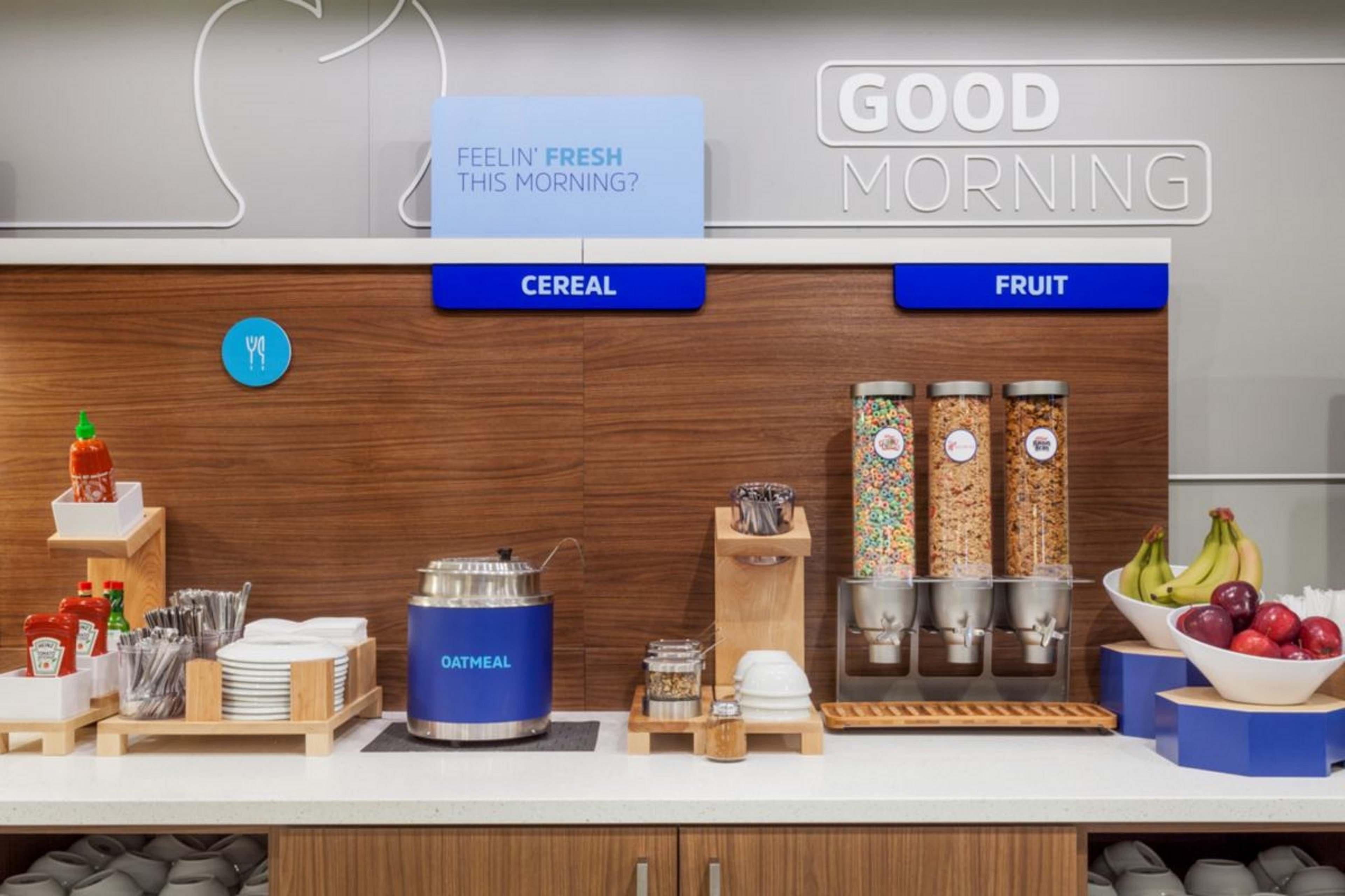 Holiday Inn Express & Suites Columbus At Northlake By Ihg Екстер'єр фото