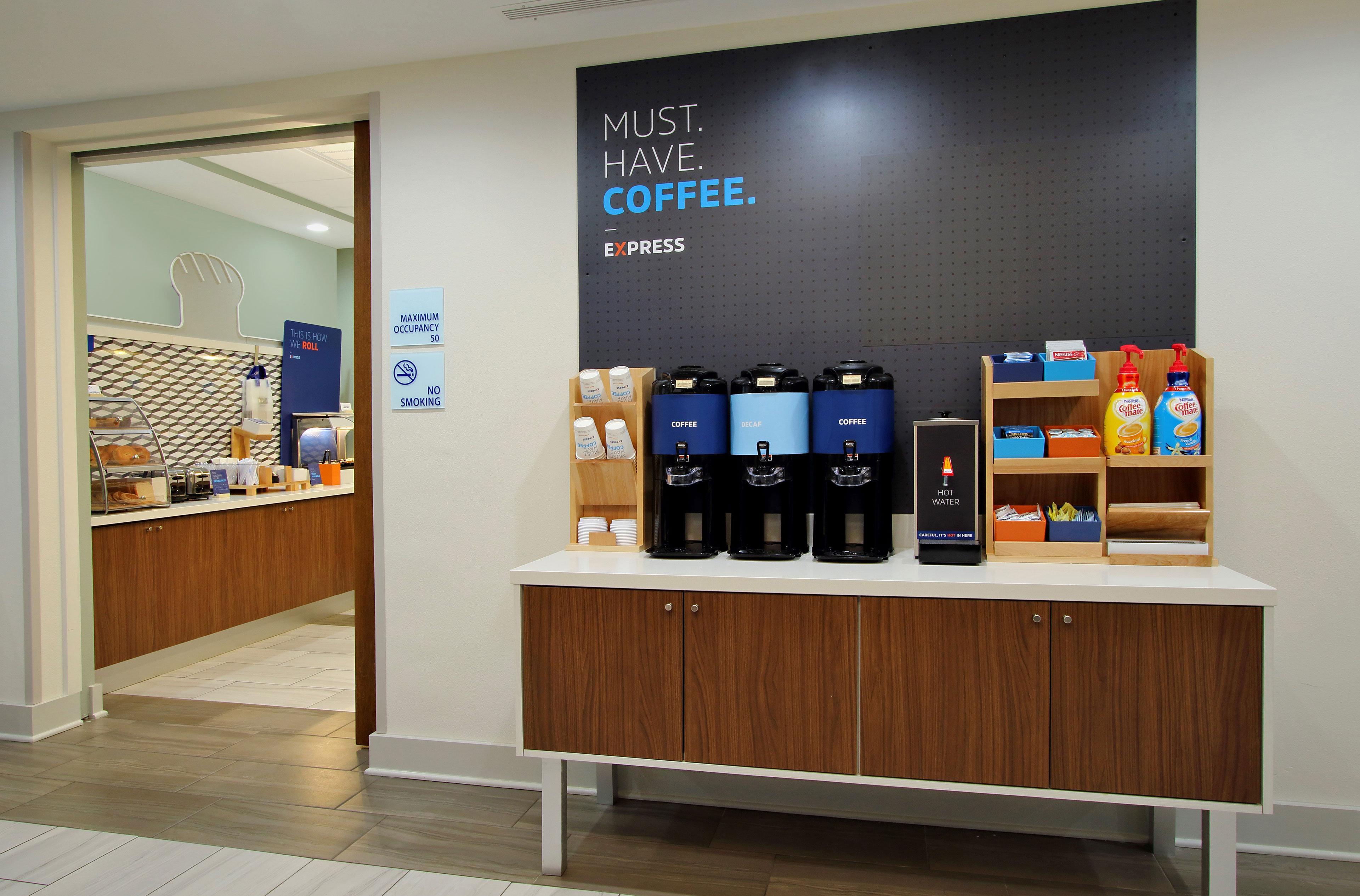 Holiday Inn Express & Suites Columbus At Northlake By Ihg Екстер'єр фото