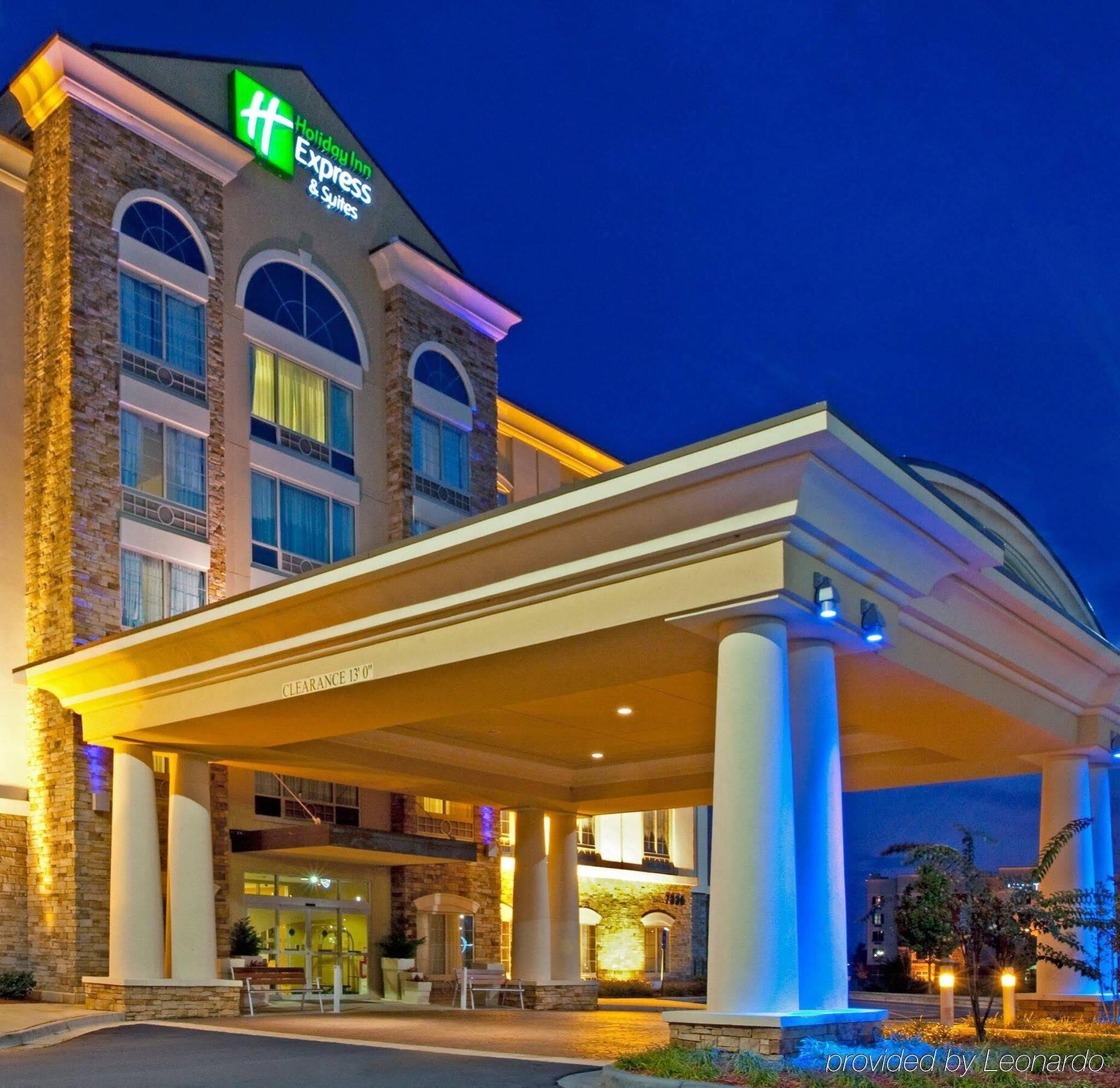 Holiday Inn Express & Suites Columbus At Northlake By Ihg Екстер'єр фото